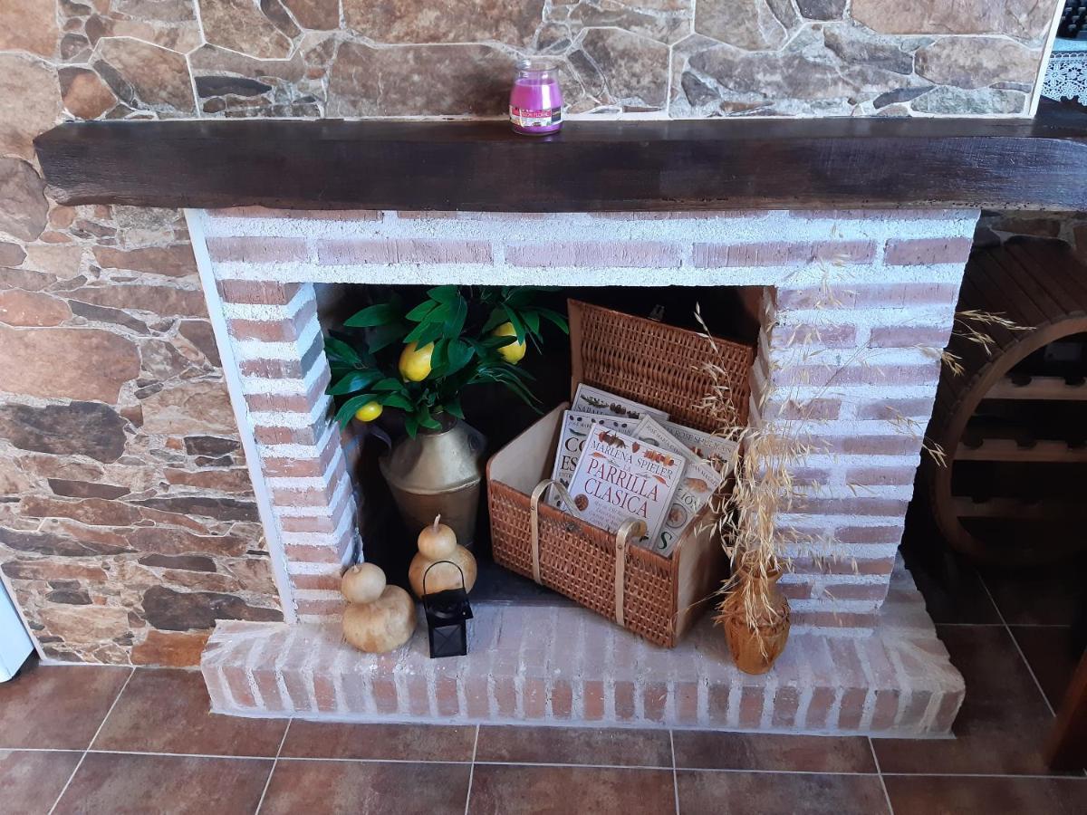 Casa Rural Mi Descanso Valdefuentes de Sangusín Zewnętrze zdjęcie
